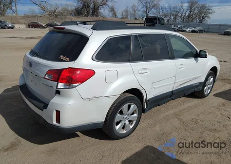 2012 Subaru Outback 2.5I Limited z USA, uszkodzony, nr VIN 4S4BRCKC4C3217847